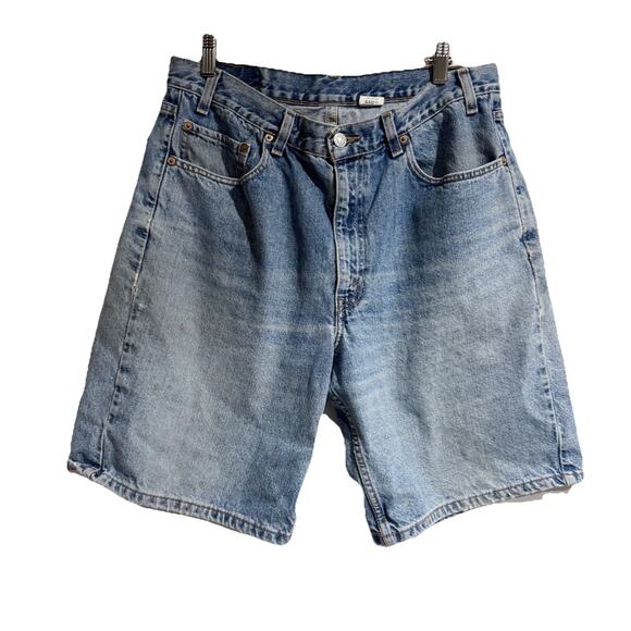 Levi's 505 Shorts Mens Size 36 Relaxed Fit Premium Wight Cotton Denim 5-Pocket - Picture 1 of 5